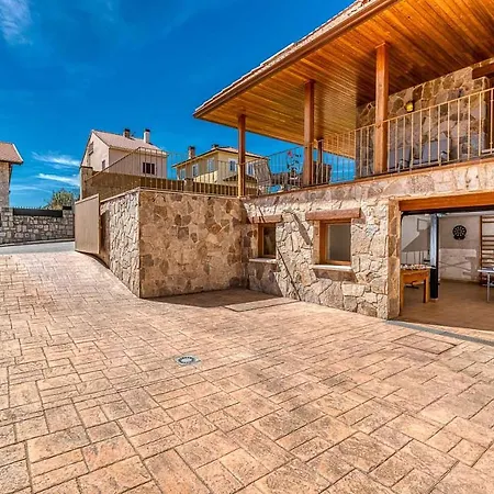 Casa Tomillar بيت للعطل *